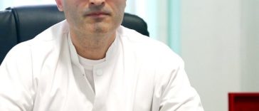 Dr. Cristian Oancea afirmă că, pentru întărirea imunităţii pulmonare, se recomandă curele saline şi cele cu aerosoli, la mare, dimineaţa şi seara