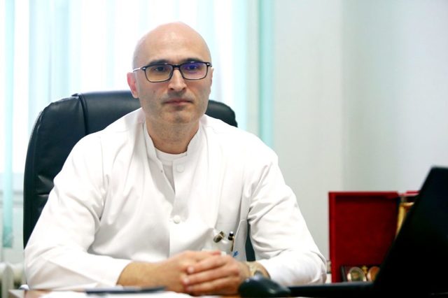 Dr. Cristian Oancea: Avem între 900.000 şi un milion de pacienţi posibil astmatici. La noi există o mare rată de subdiagnostic comparativ cu Uniunea Europeană/ Putem avea o viaţă normală, putem face sport, numai dacă luăm tratamentul în mod adecvat