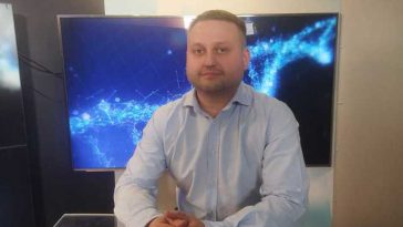 Pot femeile cu osteoporoză să facă implanturi dentare? Explicaţiile stomatologului Ion Gamureac, medic implantolog