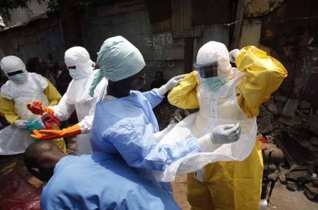 Cel puţin şase americani au intrat în contact cu virusul Ebola în timpul actualei epidemii din Republica Democratică Congo. SUA încearcă evacuarea lor şi este posibil să fie duşi în Germania, potrivit unor surse