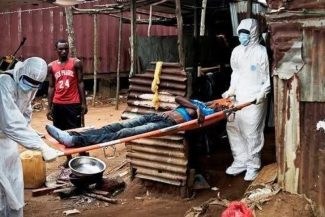 Cel puţin 100 de morţi în urma focarului de Ebola din Republica Democratică Congo, afirmă un oficial