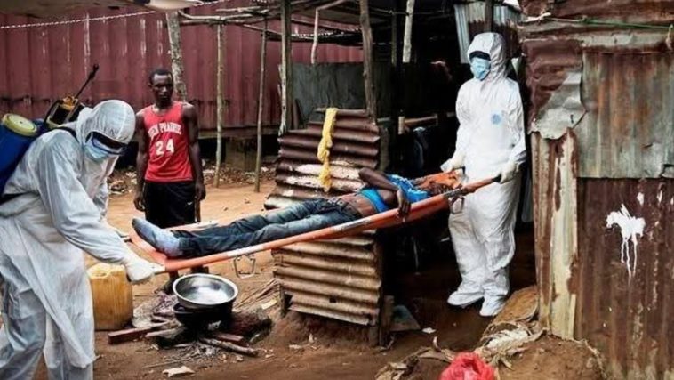 Cel puţin 100 de morţi în urma focarului de Ebola din Republica Democratică Congo, afirmă un oficial