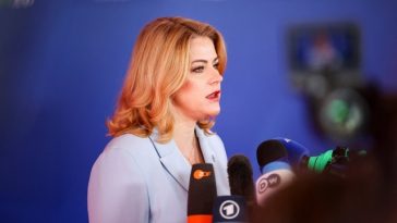 Premierul leton Evika Silina îşi anunţă demisia în urma pătrunderii unor drone ucrainene pe teritoriul Letoniei