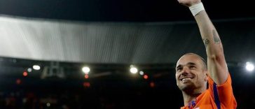 “Am vrut să sun la UEFA ca să anuleze meciul”. Wesley Sneijder s-a plictisit îngrozitor în timpul partidei Arsenal-Atlético Madrid