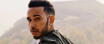 Lewis Hamilton spune că rămâne în F1: Voi mai rămâne aici o bună bucată de vreme, aşa că obişnuiţi-vă cu ideea