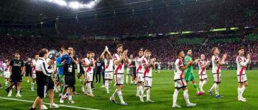 Conference League: Dezamăgiţi, jucătorii echipei Rayo Vallecano regretă ocaziile ratate în finala cu Palace