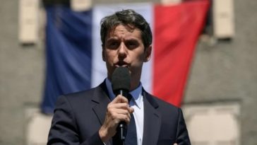 PORTERT: Gabriel Attal, moştenitorul rebel al lui Emmanuel Macron, candidează să-i succeadă la Palatul Elysée