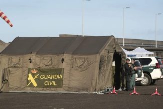 Un agent din Garda Civilă spaniolă, mort în urma unui infarct în timpul dispozitivului legat de hantavirus în Tenerife