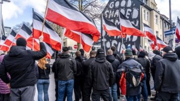 Percheziţii în 12 landuri din Germania vizând grupări de tineri infractori neonazişti apărute recent, care se organizează pe reţele de socializare şi atacă stânga şi persoane pe care le cred pedofile, pe care le bat cu brutalitate