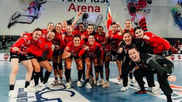 Handbal feminin: Gloria Bistriţa, victorie cu SCM Rm. Vâlcea şi detronează campioana CSM Bucureşti din fruntea clasamentului Ligii Naţionale