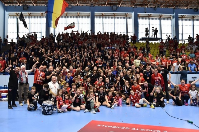 Handbal feminin: Gloria Bistriţa, campioană naţională în premieră. Titlul va fi sărbătorit în mijlocul oraşului