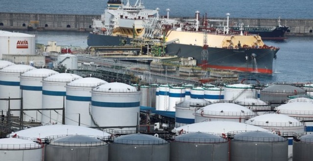 Gazele naturale lichefiate ruseşti importate de UE se află la cel mai înalt nivel din 2022, arată un studiu. Franţa a făcut importuri ”record” în ianuarie. SUA, pe cale să devină principalul furnizor de GNL în 2026, după Războiul din O.Mijlociu