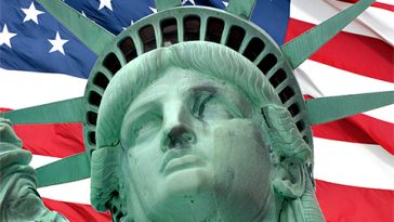 O nouă măsură a administraţiei Trump îi vizează pe imigranţi: Solicitanţii de carte verde trebuie să se întoarcă în ţările de origine pentru a depune cererea. Mulţi deţinători de vize temporare făceau solicitarea în timp ce locuiau în SUA