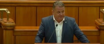 Virgil Guran (PNL): PSD nu trebuia să plece de pe câmpul de luptă acum, pentru că erau foarte multe lucruri de rezolvat / E ca într-o familie, mai spui, mai greşeşti, te mai cerţi, unii, din păcate se mai şi bat, dar familia trebuie să meargă înainte