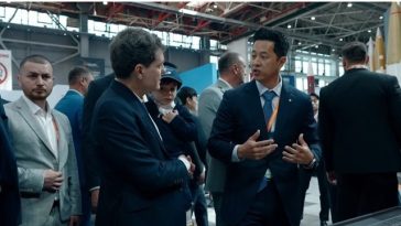 Reprezentanţii Hanwha Aerospace i-au prezentat preşedintelui Nicuşor Dan obuzierul K9, care va ajunge anul acesta în România, precum şi stadiul lucrărilor pentru centrul H-ACE, primul centru de excelenţă Hanwha pentru sistemele terestre din Europa