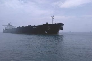 CENTCOM anunţă că a ”neutralizat” un petrolier gol, Hasna, sub pavilion iranian, care a încercat să forţeze blocada americană impusă porturilor iraniene