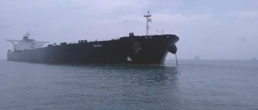 CENTCOM anunţă că a ”neutralizat” un petrolier gol, Hasna, sub pavilion iranian, care a încercat să forţeze blocada americană impusă porturilor iraniene