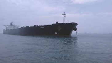 CENTCOM anunţă că a ”neutralizat” un petrolier gol, Hasna, sub pavilion iranian, care a încercat să forţeze blocada americană impusă porturilor iraniene