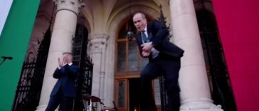 Viitorul ministru al sănătăţii din guvernul maghiar face din nou furori cu dansul său – VIDEO