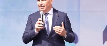 Bolojan: Până în anii 2004 am făcut politică fără să am funcţii plătite, pentru că am crezut întotdeauna că se pot corecta nedreptăţi, că se pot face lucrurile altfel – FOTO