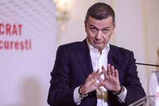 Grindeanu acuză o lipsă de transparenţă cu privire la Programul SAFE – Afirmă că doar luni, la Cotroceni, a aflat cum vor fi distribuiţi banii / Poţi să înţeleg că, din 12 miliarde rămase, faci shopping de 3, dar 9 îi bagi în industria naţională de apărar