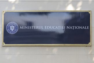 Ministerul Educaţiei: Un nou set de 320 de programe şcolare pentru învăţământul liceal, aprobate