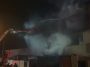 Incendiu în Bucureşti. Focul a cuprins mai multe imobile, afectând o suprafaţă totală de aproximativ 800 mp. A fost remis mesaj RO-ALERT – FOTO, VIDEO