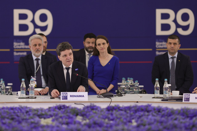 Summitul B9 – Nicuşor Dan: Trebuie să sporim cheltuielile dedicate apărării şi să dezvoltăm toţi împreună o bază industrială militară transatlantică solidă – VIDEO