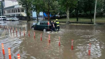 Inundaţii şi pene de curent în Republica Moldova. A fost afectată inclusiv infrastructura feroviară. Maia Sandu: „Ultimele 24 de ore au fost foarte complicate pentru ţara noastră”