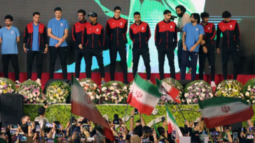 Iranul a organizat un miting de susţinere a echipei naţionale înainte de Cupa Mondială – VIDEO