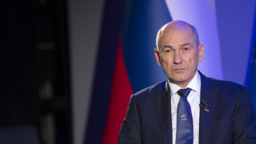 Slovenia este pe punctul de a-l avea a patra oară premier pe naţionalistul Janez Jansa, un apropiat al lui Viktor Orban şi Donald Trump. El îşi propune revenirea la „valorile slovene” şi „închiderea robinetului” fondurilor publice către anumite ONG-uri