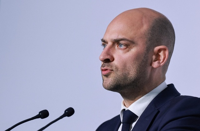 Franţa cere o reuniune de urgenţă a Consiliului de Securitate al ONU împotriva operaţiunilor militare ale Israelului în Liban, anunţă ministrul francez de Externe Jean-Noël Barrot. ”Aici, Israelul comite o greşeală majoră”
