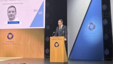 Negocierile Groenlandei cu SUA continuă, însă nu s-a ajuns la un acord, anunţă premierul groenlandez Jens-Frederik Nielsen. SUA vor încă trei baze militare. ”Singura noastră cerinţă este respectul”