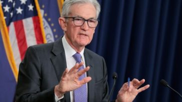 Fed l-a numit pe Jerome Powell preşedinte interimar până la depunerea jurământului de către Warsh