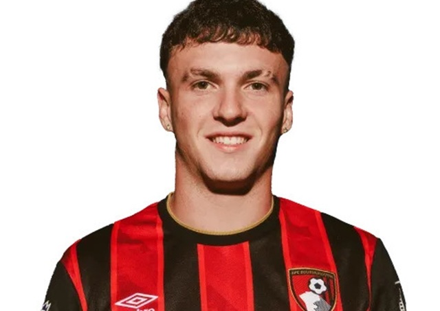 Fotbal: Bournemouth nu l-a convocat pe Alex Jimenez pe fondul unei anchete privind presupuse mesaje trimise către o tânără de 15 ani