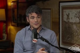 Fostul director al Centrului Naţional Antiterorism al SUA, Joe Kent: Înainte ca războiul să înceapă, comunitatea de informaţii a SUA, inclusiv CIA, era de acord că Iranul nu dezvolta o armă nucleară
