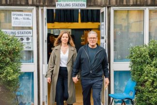 Test important pentru Partidul Laburist din Marea Britanie, în alegerile din Anglia, Scoţia şi Ţara Galilor care au loc joi şi care ar putea schimba radical peisajul politic, pe fondul ascensiunii Partidului Reform UK, Verzilor şi Liberal-Democraţilor