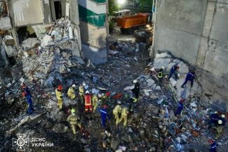 Bilanţul atacului masiv asupra Kievului a ajuns la 16 morţi şi peste 50 de răniţi. Cancelarul Merz: Moscova mizează pe escaladare mai degrabă decât pe negociere. Alte reacţii europene