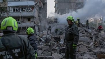 Rusia anunţă că a doborât 355 de drone ucrainene şi că a făcut un schimb de 205 de prizonieri cu Ucraina. 12 răniţi la Riazan. Bilanţul bombardamentelor ruseşti de joi în Ucraina creşte la 24 de morţi, inclusiv trei copii şi 47 de răniţi
