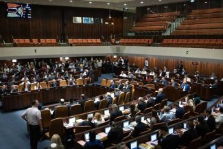 Majoritatea care susţine guvernul Netanyahu a depus un proiect de lege pentru dizolvarea Parlamentului în vederea organizării de alegeri anticipate