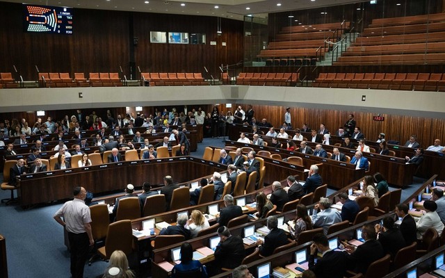 Majoritatea care susţine guvernul Netanyahu a depus un proiect de lege pentru dizolvarea Parlamentului în vederea organizării de alegeri anticipate