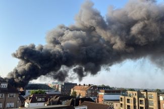 Incendiu într-un supermarket cuşer, Kosher Kingdom, la Londra