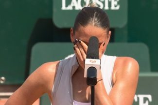 Roland Garros: Ucraineana Marta Kostyuk în lacrimi după victoria din primul tur: „În această dimineaţă, o rachetă a căzut la 100 de metri de casa părinţilor mei”