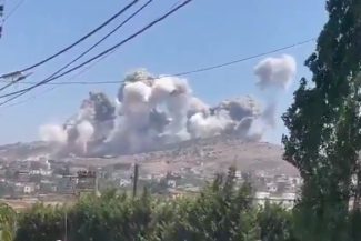 Israelul a bombardat intens Libanul extinzându-şi operaţiunile terestre dincolo de zona de securitate