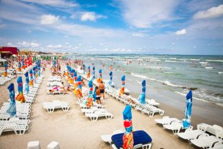 Federaţia Patronatelor din Turismul Românesc – Deschiderea sezonului estival 2026, ratată din lipsa de coordonare a autorităţilor centrale şi locale, inclusiv Ministerul Mediului şi autoritatea publică centrală responsabilă în domeniul turismului