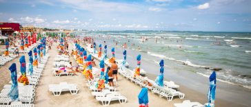 Federaţia Patronatelor din Turismul Românesc – Deschiderea sezonului estival 2026, ratată din lipsa de coordonare a autorităţilor centrale şi locale, inclusiv Ministerul Mediului şi autoritatea publică centrală responsabilă în domeniul turismului