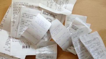 Ministerul Finanţelor lansează aplicaţia „iBon”, destinată verificării bonurilor fiscale: Aplicaţia nu îşi propune să încurajeze formularea de sesizări, ci să ofere cetăţenilor un instrument facil de informare şi verificare/ Va fi disponibilă din 18 mai