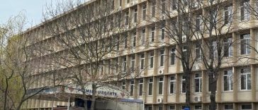 Activitatea Secţiei de pediatrie a Spitalului Mangalia, suspendată. Trei medici sunt în concediu de creştere a copilului, al patrulea, în concediu fără plată. Manager: E o situaţie foarte gravă /Vara ar trebui detaşaţi medici pe Litoral, mai ales pediatri