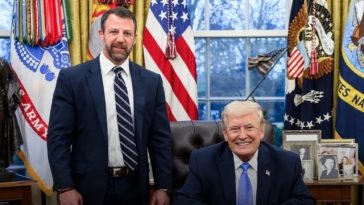 SUA elaborează planuri pentru a suspenda procesarea călătorilor internaţionali şi a mărfurilor în marile aeroporturi americane din oraşele care au refuzat să coopereze cu măsurile de combatere a imigraţiei ilegale