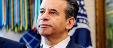 Şeful Agenţiei americane a Medicamentului FDA, Marty Makary, demisionează după ce Trump anunţă că ”va pleca”, a patra plecare a unui oficial de rang înalt din administraţia Trump de la începutul acestui an, după cele ale secretarilor Muncii, Justiţiei şi
